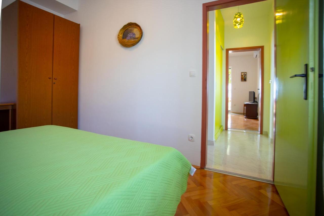 Apartment Nola Podgora Eksteriør billede