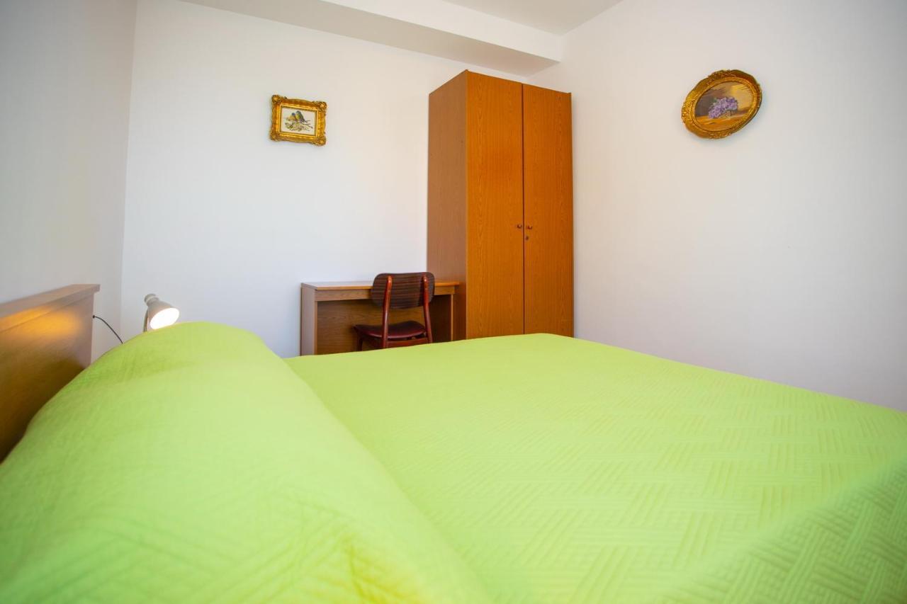 Apartment Nola Podgora Eksteriør billede