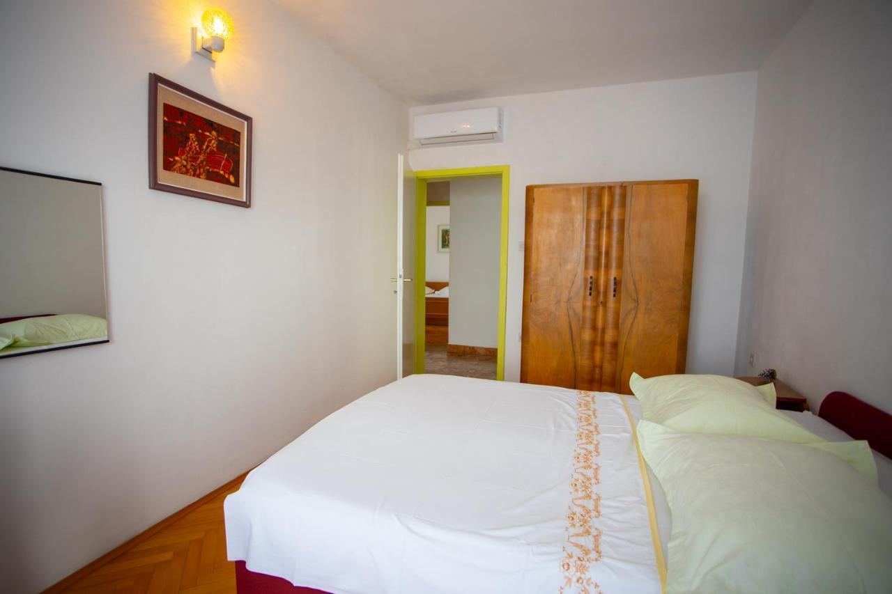 Apartment Nola Podgora Eksteriør billede