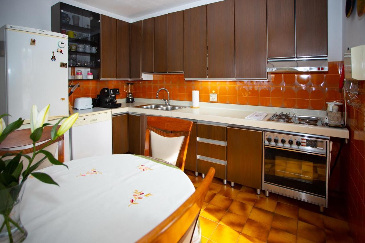 Apartment Nola Podgora Eksteriør billede