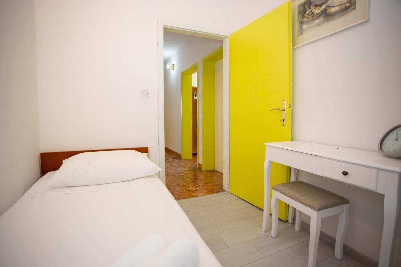Apartment Nola Podgora Eksteriør billede