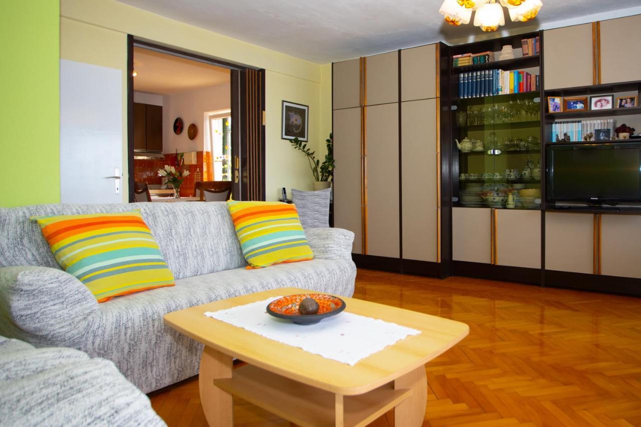 Apartment Nola Podgora Eksteriør billede